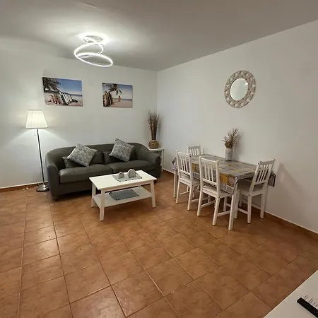 Malva Villa Puerto del Carmen (Lanzarote)